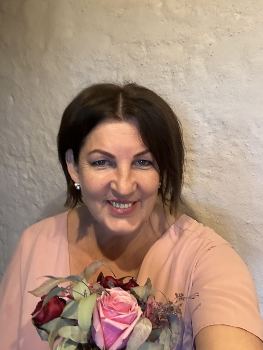 ILZE RAMMA ZĪMOLA RAMMA ART VADĪTĀJA